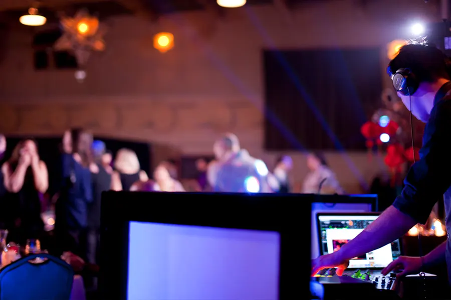 paul anderson wedding dj company dj party dj prom dj